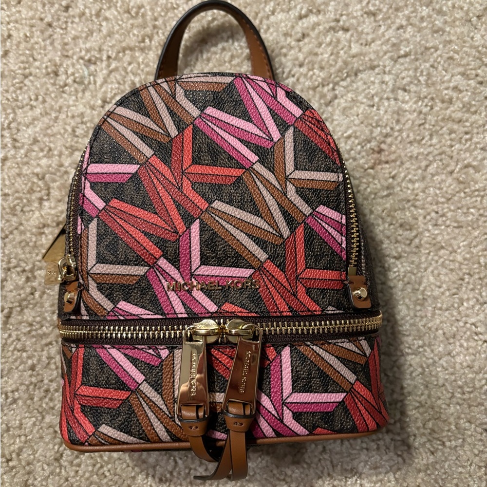 Michael Kors Rhea Mini 3-1 Convertible Backpack